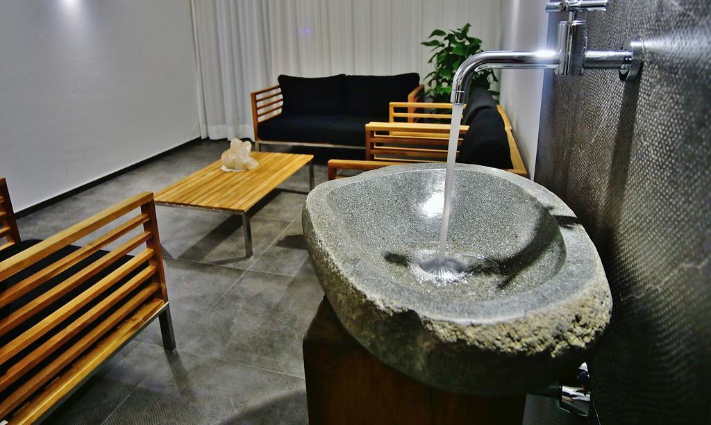 Elite Alpine Lodge - Apart & Breakfast サース フェー エクステリア 写真